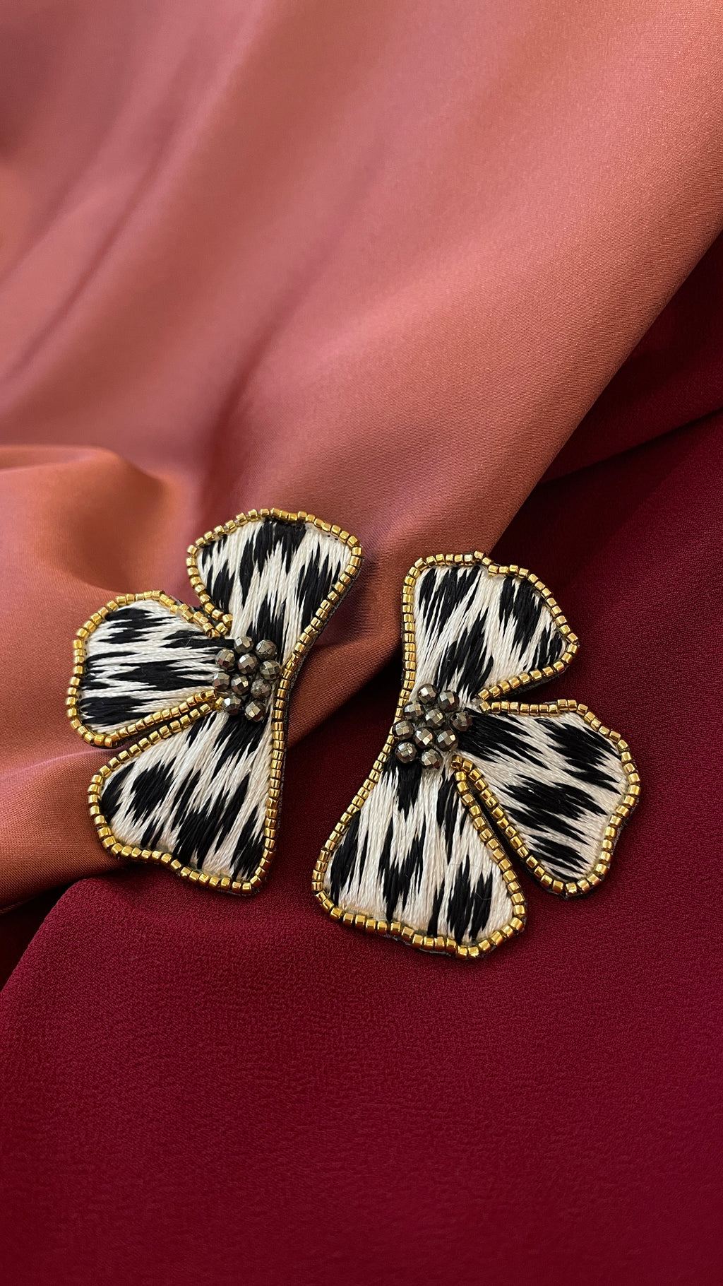 Aros A4 animal print cebra A PEDIDO