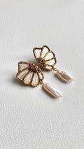 Aros A7 blanco y perla A PEDIDO